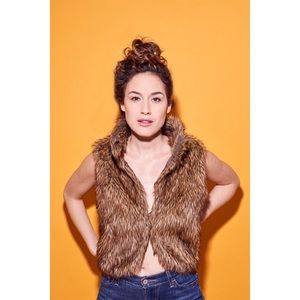 Meet your Posher, Alison